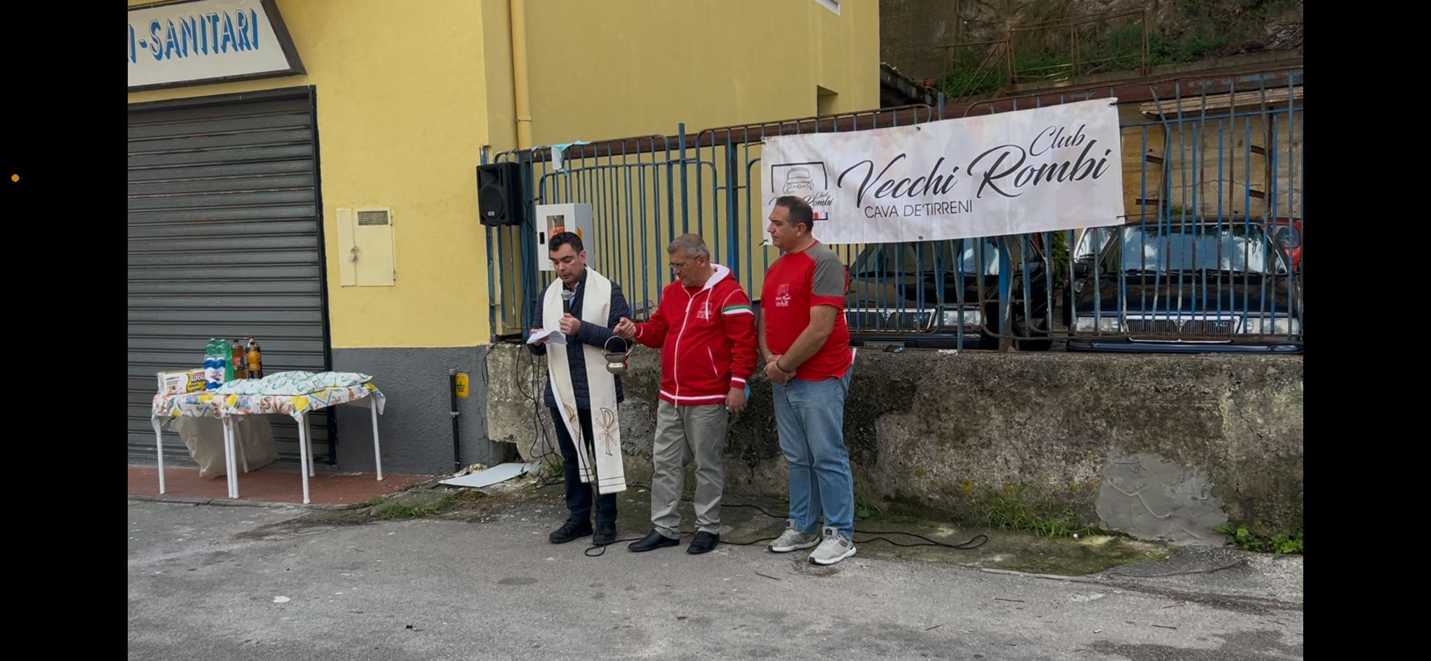 Il Club ‘Vecchi Rombi’ ha donato un defibrillatore a Molina di Vietri sul Mare